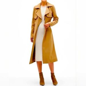NWT Banana republic trench coat soft toffee color no buttons down front w/ belt